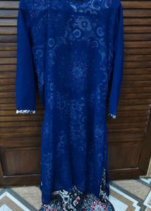 Elegant Blue Kurta Set with Intricate Embellishmen