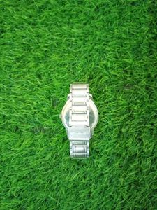 Silver color metal watch for men