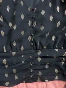 Elegant Navy &amp; Silver Diamond Print Blouse