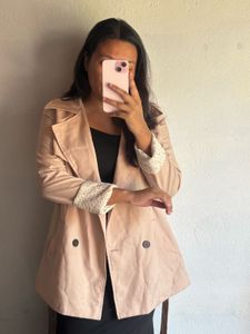 Chic Beige Double-Breasted Jacket