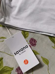 Savana white fitted baby tee crop top newme