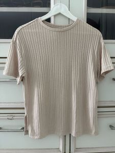 H&M Ribbed Knit T-Shirt