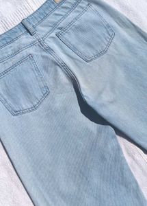Wide Leg Light Blue Jean