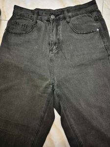 Urbanic charcoal Wide-Leg Ankle-Cut Jeans