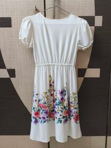 White Floral Body Fit Sexy Dress