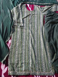 green kurta set