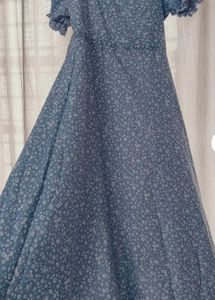 Chic Blue Floral Midi Dress