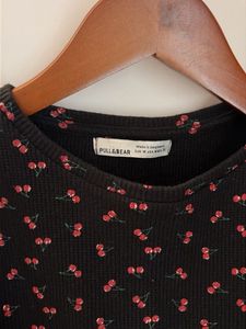 Cute Cherry Print Ribbed Top size M