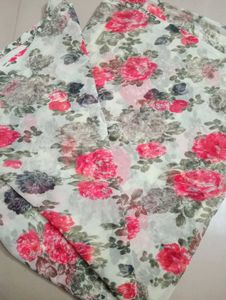 Dreamy Floral Chiffon Saree 🌸✨
