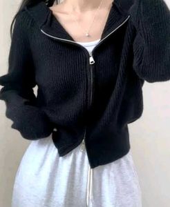 Black Cropped Zip-Up Hoodie