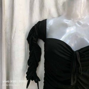 Chic Off-Shoulder Ruched Mini Dress
