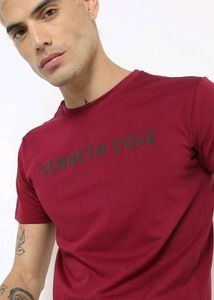 Kenneth Cole T-Shirt