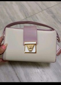 Chic Cream &amp; Lilac Handbag