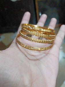 2 Pc Left Only Beautiful Gold Plated Bangle