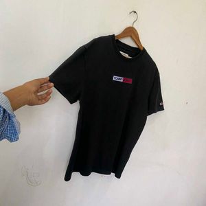 Tommy Jeans Logo Tee