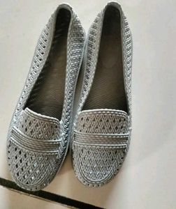 Stylish Grey Cutout Loafers