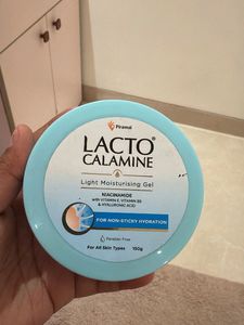 Lacto Calamine Light Moisturising Gel
