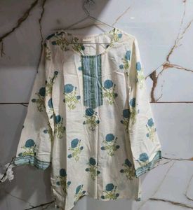 Stylish Flower Printed Farsi Kurta Set