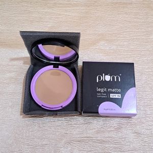 Plum Compact For Dark Skin Tone