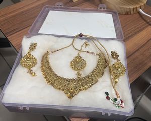 Exquisite Gold-Toned Ethnic Jewellery Set