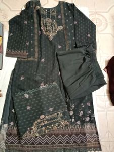 Embellished Kurta Set