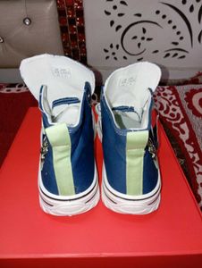 AIRWIGS lace Up Canvas Sneakers