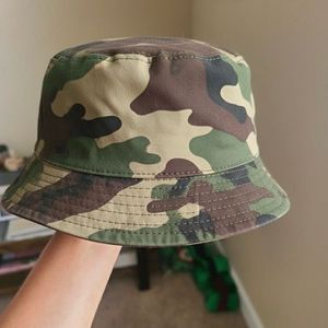 Trendy Camo Bucket Hat 👒