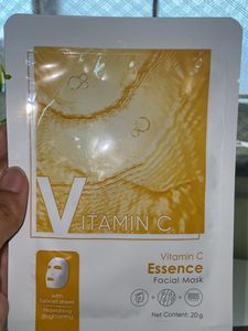 Vitamin C Essence Face Mask