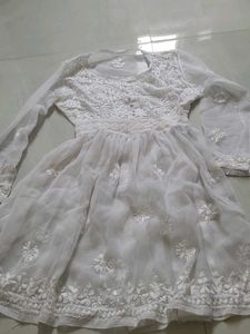 Elegant White Chikankari Kurta