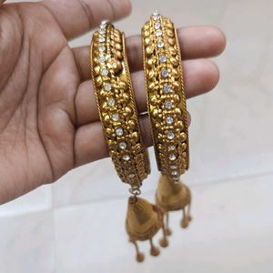 GOLDEN METAL LATKAN BANGLES 3