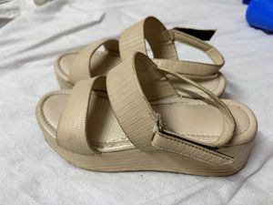 Beige Textured Platform Sandals with Velcro Strap