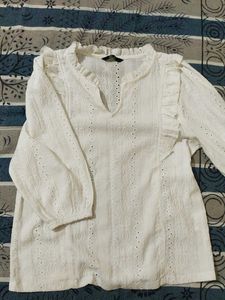Chic White Broderie Anglaise Top