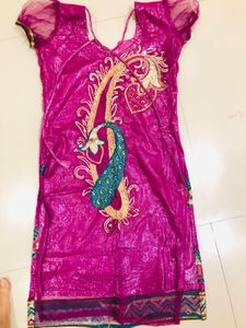 Magenta punjabi stitch Kurta with Delicate Embroid