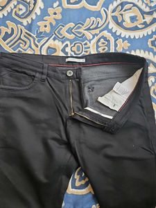 Black Octave Jeans