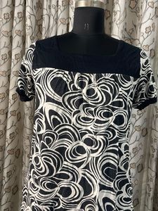 Monochrome Swirl Print Top