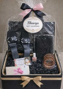 Black Lace Saree Gift Hamper