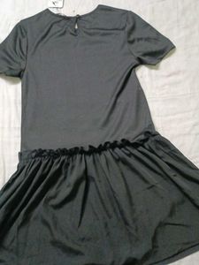 Chic Black Ruffle Hem Dress