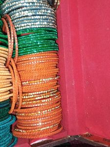 Sparkling Bangle Set