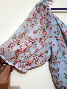 New Unused Blue Floral Puff Sleeve Wrap Top | L