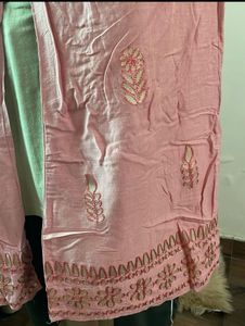 Elegant Pink Kurta Set  with Embellishments