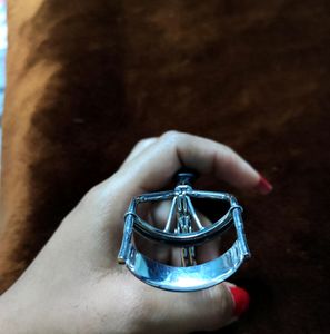 Vega Professional Eyelash curler