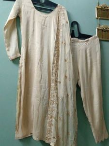 Elegant Embroidered Kurta Set