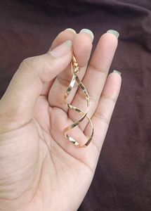 Elegant Spiral Drop Earrings