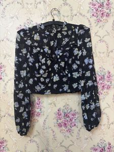 Chic Floral Print Long Sleeve Crop Top