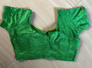 ☘️Saree with blouse ☘️