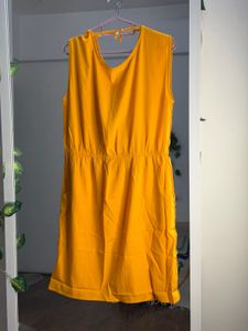 Stylish Yellow Sleeveless Dress