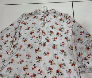 Floral Print Tie-Neck Top
