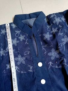 Denim Kurta Set with Floral Embroidery