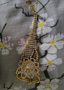 Stunning Rhinestone Ring braclet