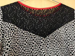 ♥️New♥️Lace Detail Animal Print Kurta